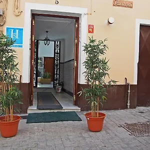 hostal-fantoni.hotelsincadiz.net/