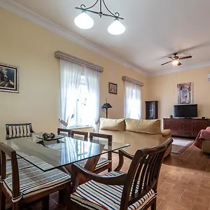 https://gran-apartamento-avenida-57.hotelsincadiz.net